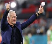 ديشامب يفسر بداية فرنسا الباهتة أمام السنغال.. ويشيد بدور البدلاء